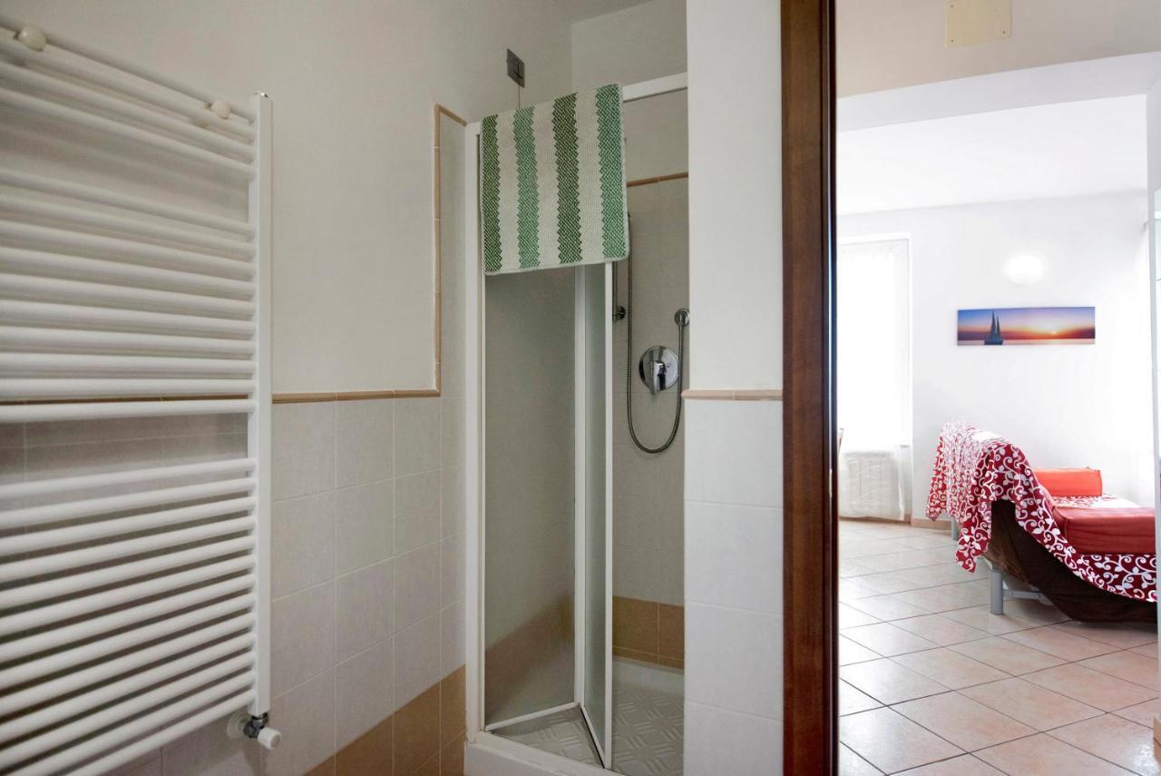 Trilocale In Villa Vista Mare Apt 3 วาราซเซ ภายนอก รูปภาพ